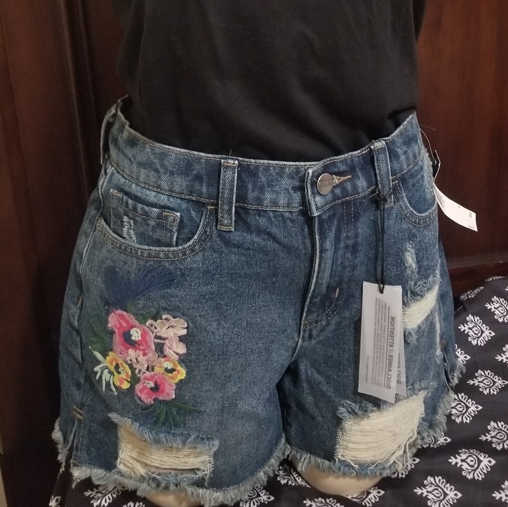 Faith Short Buffalo